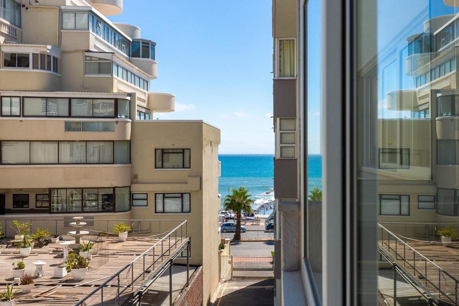 Perfect Beachfront Apartments 케이프타운 외부 사진